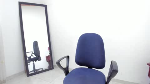 Lorena online show from 12/04/24, 05:33