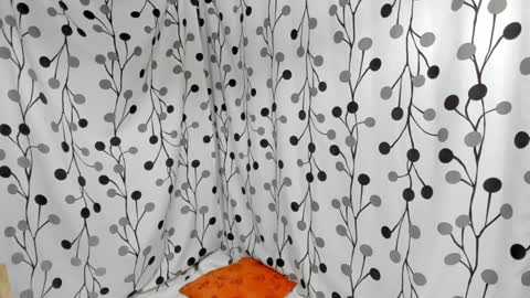 Lorena online show from 12/29/24, 02:17