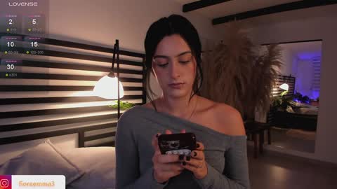 Snapshot of afrodita__25 chatting on 12/21/24, 08:32 Emma online show from 12/21/24, 08:32