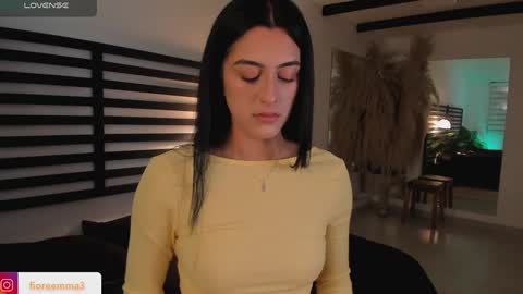 Snapshot of afrodita__25 chatting on 01/21/25, 10:08 Emma online show from 01/21/25, 10:08