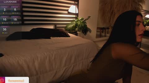 Snapshot of afrodita__25 chatting on 02/08/25, 09:04 Emma online show from 02/08/25, 09:04