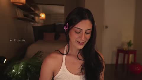 Snapshot of afrodita__25 chatting on 09/12/25, 12:33 Emma online show from 09/12/25, 12:33