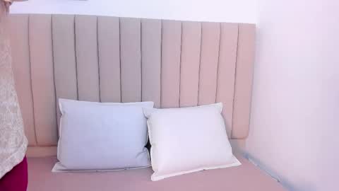 Snapshot of afrodita_de_amor chatting on 12/16/25, 11:48 Vr. online show from 12/16/25, 11:48