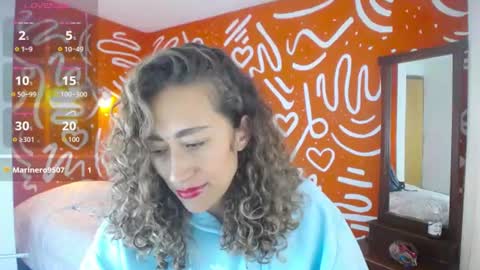 afrodita_solis online show from 06/17/26, 06:53