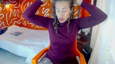 afrodita_solis online show from 07/15/26, 07:19