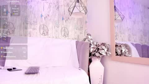 Snapshot of afroditagreenn chatting on 04/05/26, 03:42 Afrodita online show from 04/05/26, 03:42