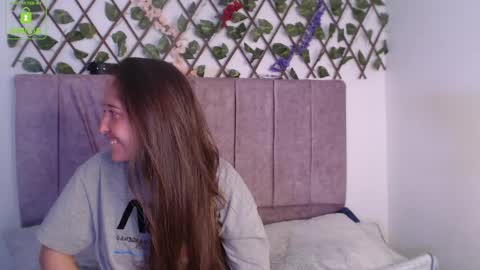 Lia  Valkyria online show from 05/27/26, 01:57
