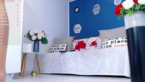 Amalia online show from 11/26/25, 05:03