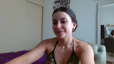 Snapshot of afrodithaa_ chatting on 03/19/26, 04:00 afrodithaa_ online show from 03/19/26, 04:00