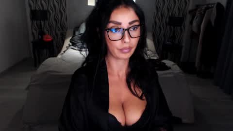 Afro online show from 11/14/25, 03:11