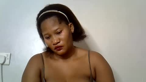 Snapshot of afronubians chatting on 12/18/25, 05:46 afronubians online show from 12/18/25, 05:46