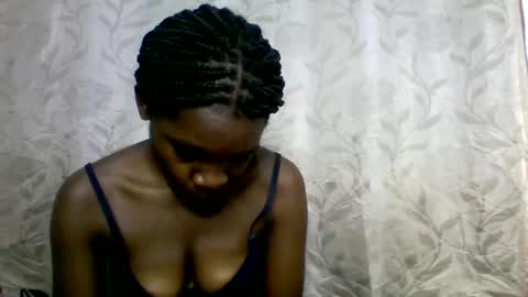 pink  and josphen online show from 02/04/25, 07:11