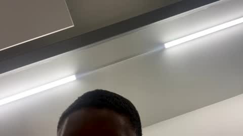 Snapshot of afuego11 chatting on 10/05/25, 02:37 afuego11 online show from 10/05/25, 02:37