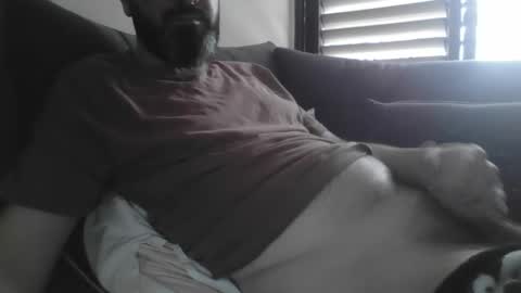 Snapshot of ag2021 chatting on 11/29/25, 01:14 Husbears online show from 11/29/25, 01:14