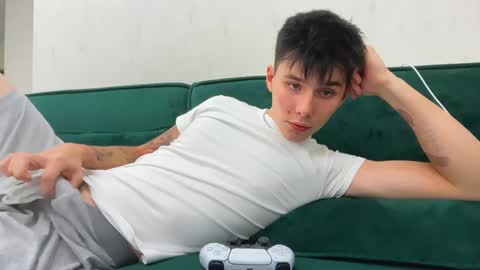 Snapshot of ag_prince chatting on 04/01/26, 07:22 Mark online show from 04/01/26, 07:22