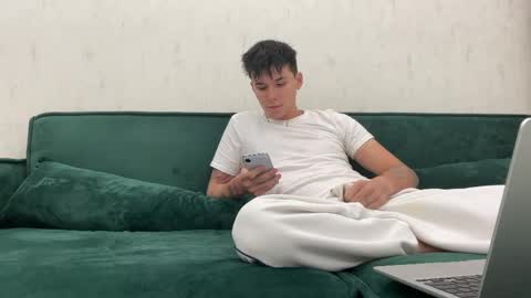 Snapshot of ag_prince chatting on 04/07/26, 12:27 Mark online show from 04/07/26, 12:27