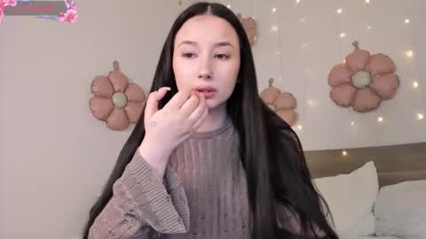 Snapshot of agata_cherry chatting on 03/23/26, 04:27 Eva online show from 03/23/26, 04:27