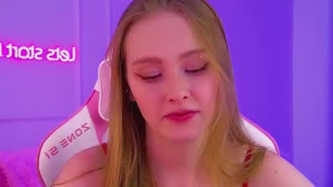 AgataFoxley online show from 02/04/26, 06:47