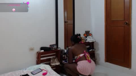 Snapshot of agatasexyxx chatting on 02/28/25, 04:32 independent model online show from 02/28/25, 04:32