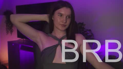 Snapshot of agatawillis chatting on 10/21/25, 11:22 Agata online show from 10/21/25, 11:22