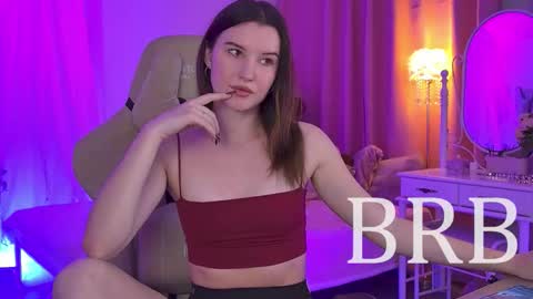 Snapshot of agatawillis chatting on 12/18/25, 10:21 Agata online show from 12/18/25, 10:21