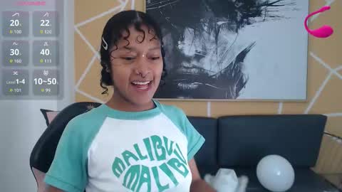 Snapshot of agatha_amaya chatting on 10/31/25, 01:23 agatha_amaya online show from 10/31/25, 01:23