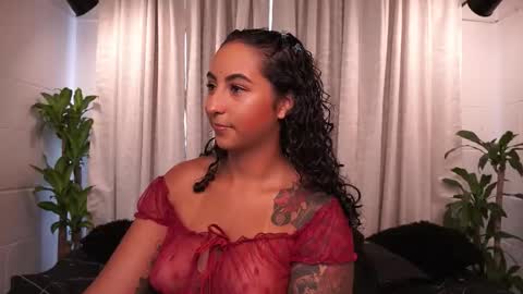 Snapshot of agatha_collinss chatting on 11/12/25, 07:13 Val inst agatha clls online show from 11/12/25, 07:13