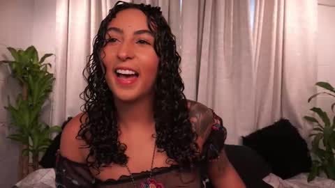 Snapshot of agatha_collinss chatting on 11/24/25, 07:24 Val inst agatha clls online show from 11/24/25, 07:24