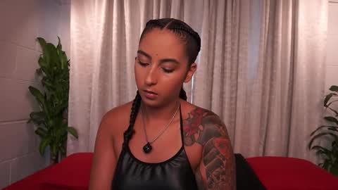 Val   inst  agatha clls online show from 02/18/26, 07:32