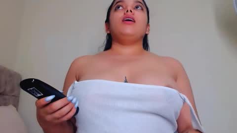 Snapshot of agatha_frank4 chatting on 11/16/25, 09:37 agatha frank online show from 11/16/25, 09:37