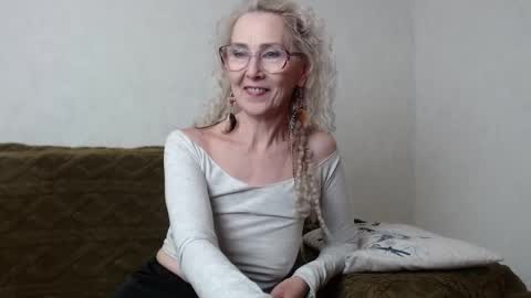 Agatha online show from 01/24/25, 05:21