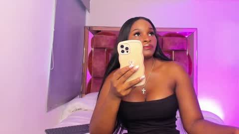 Snapshot of agatha_morrison1 chatting on 01/21/25, 02:37 Agatha online show from 01/21/25, 02:37