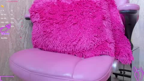 LUNNA online show from 01/13/25, 09:09