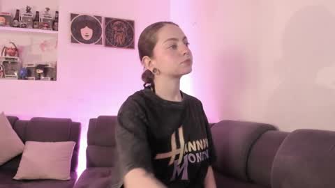 Snapshot of agathaa_ks_ chatting on 04/02/26, 12:08 Camila 2 online show from 04/02/26, 12:08