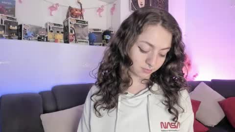 Camila     2 online show from 05/19/26, 12:05