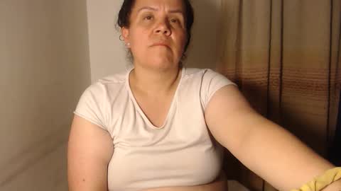 Snapshot of agathaaaa chatting on 03/22/26, 11:08 online show from 03/22/26, 11:08