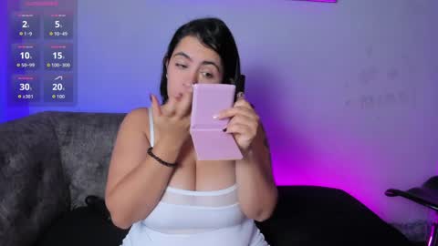 Snapshot of agathabel chatting on 04/20/26, 12:19 agatha bel online show from 04/20/26, 12:19