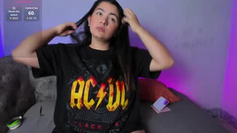 Snapshot of agathabel chatting on 04/29/26, 12:20 agatha bel online show from 04/29/26, 12:20