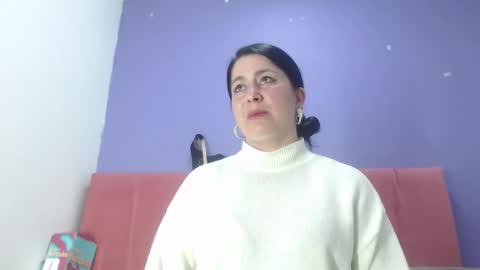 agathacorlincm101 online show from 03/04/25, 12:50