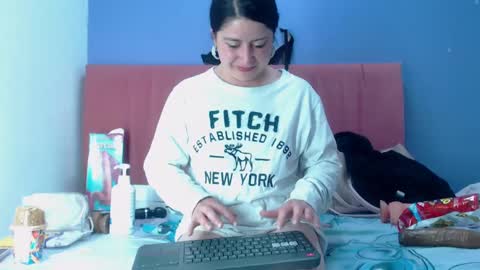 agathacorlincm101 online show from 03/07/25, 12:58