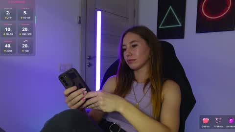 Snapshot of agelina_summer chatting on 09/16/25, 02:51 Agelina Lilly Laura online show from 09/16/25, 02:51