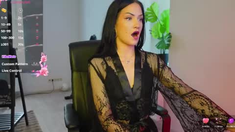Snapshot of agelina_summer chatting on 06/03/26, 07:44 Agelina Lilly Laura online show from 06/03/26, 07:44
