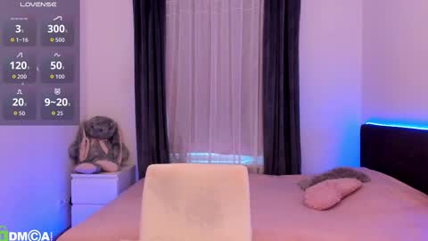 Snapshot of agent_polly chatting on 03/05/26, 03:30 Polly online show from 03/05/26, 03:30