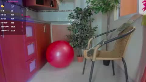 Snapshot of aghata_williamss chatting on 06/27/26, 11:37 AGHATA online show from 06/27/26, 11:37