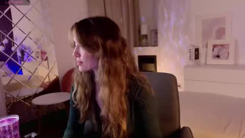 Snapshot of agnes_sky chatting on 03/25/26, 10:27 Agnes online show from 03/25/26, 10:27