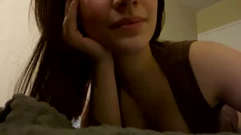 Snapshot of agnes_your chatting on 11/02/25, 08:44 Agnes online show from 11/02/25, 08:44