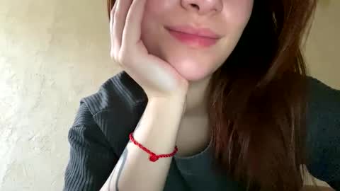 Snapshot of agnes_your chatting on 11/28/25, 12:19 Agnes online show from 11/28/25, 12:19