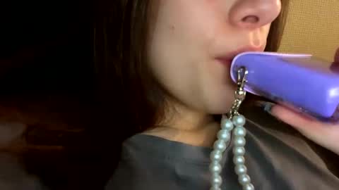 Snapshot of agnes_your chatting on 11/29/25, 10:07 Agnes online show from 11/29/25, 10:07