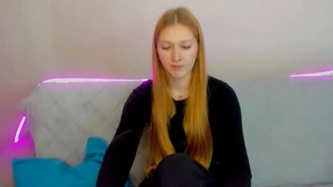 AgnesArden online show from 10/26/25, 06:58