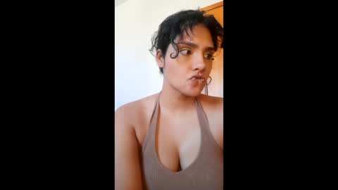 Snapshot of agnesethereal chatting on 02/15/26, 12:25 agnesethereal online show from 02/15/26, 12:25